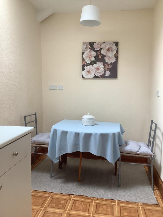 Second Floor Apartment Tenby Town Centre Luaran gambar